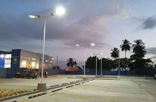 Rural Road 60W Integriertes Solar Street Light Projekt in Trinidad