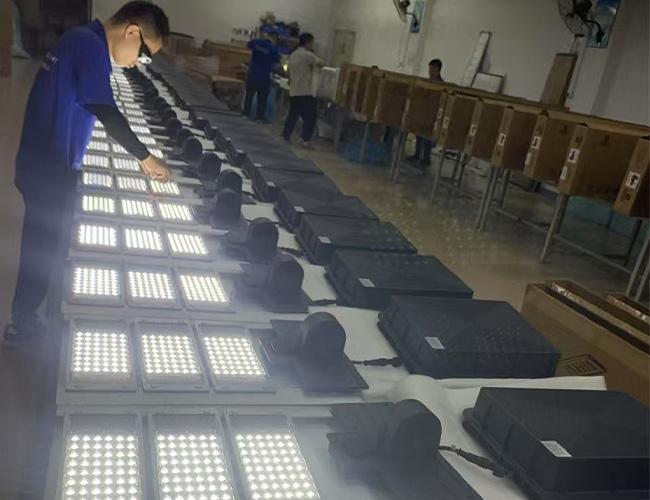 Alles in einer Straßen laterne