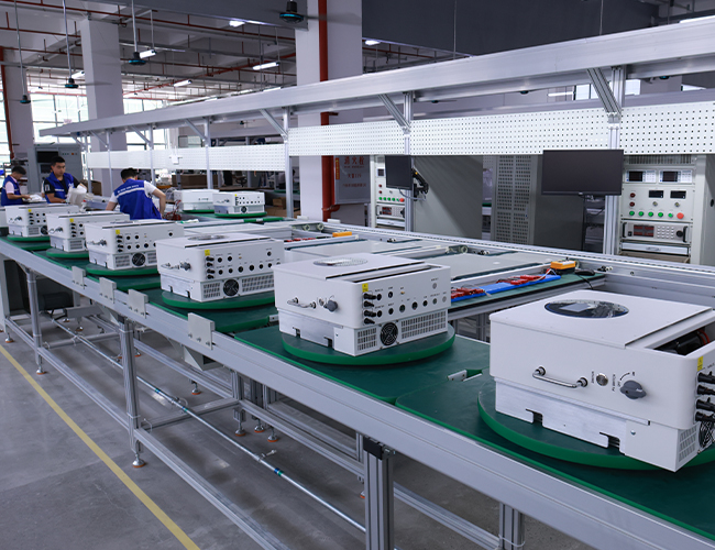 6KW IP65 einphasiger Ein-/Aus-Gitter-Hybrid-Solar-Wechsel richter (AN-HYI)