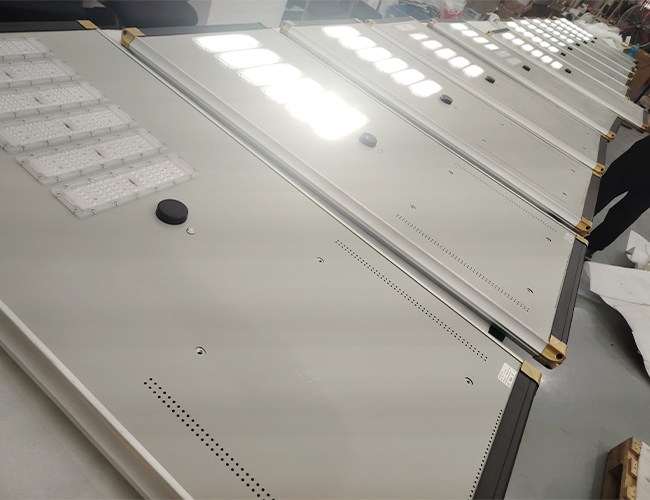 60W 80W 100W 120W 150W 200W 250W All-in-One Solar-Straßen leuchte